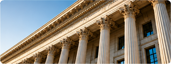 Colunas de edifício institucional